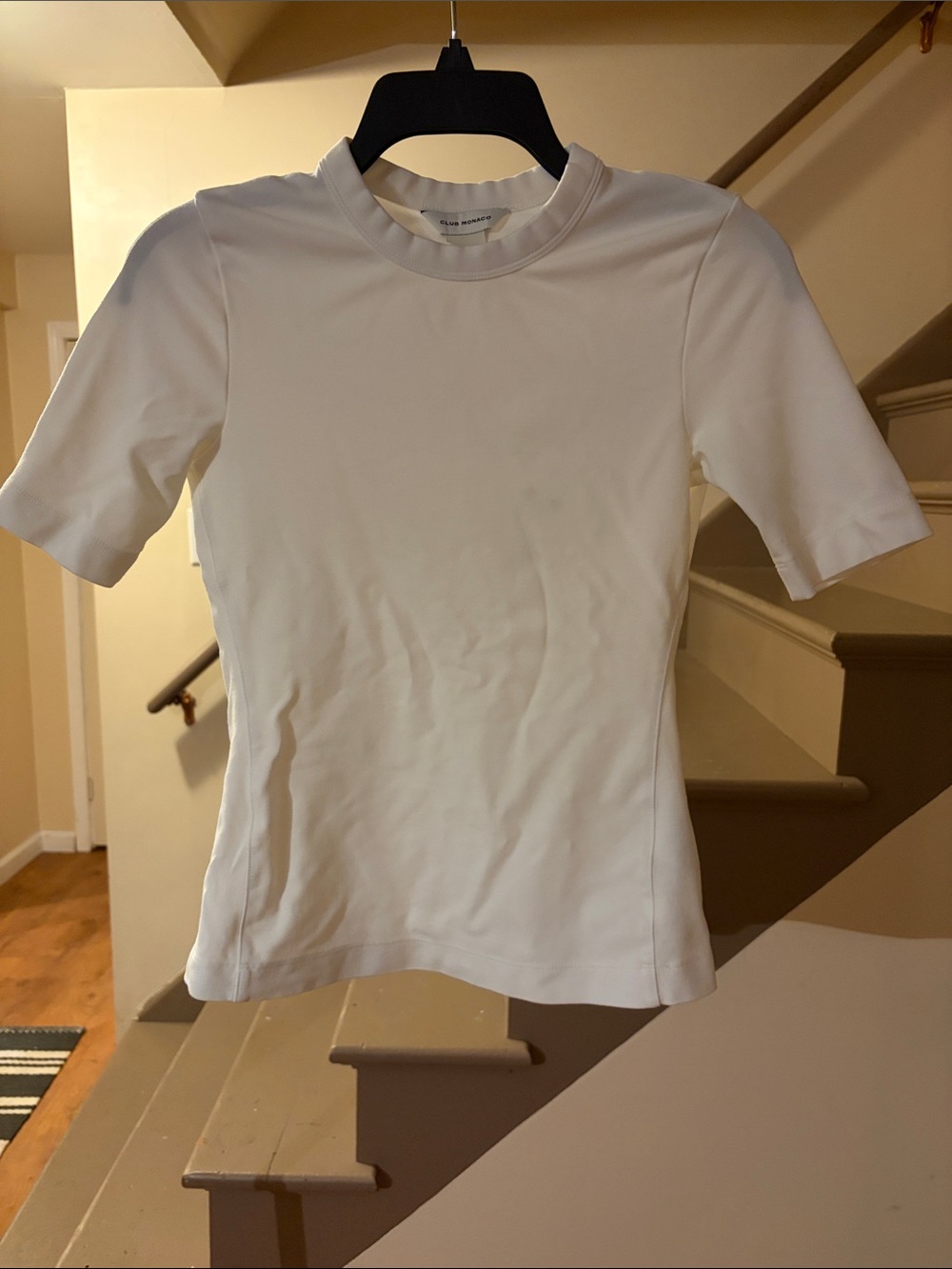 Club Monaco Cream-White Short Sleeve Crewneck Tee